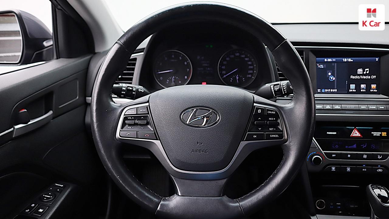 HYUNDAI Avante AD 1.6 GDI
