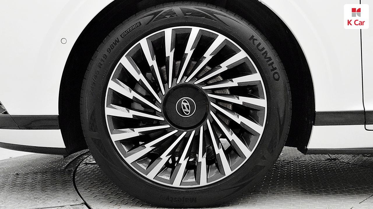 HYUNDAI The All New Grandeur Gasoline 2.5