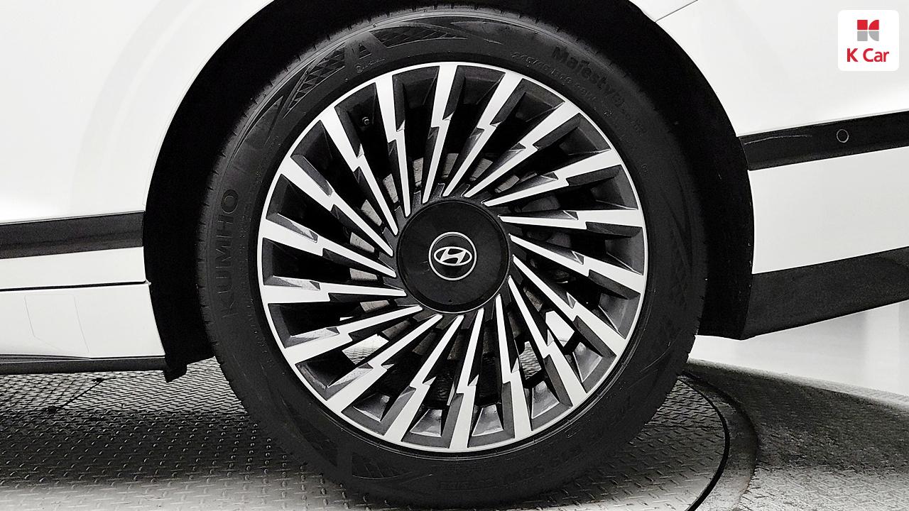 HYUNDAI The All New Grandeur Gasoline 2.5