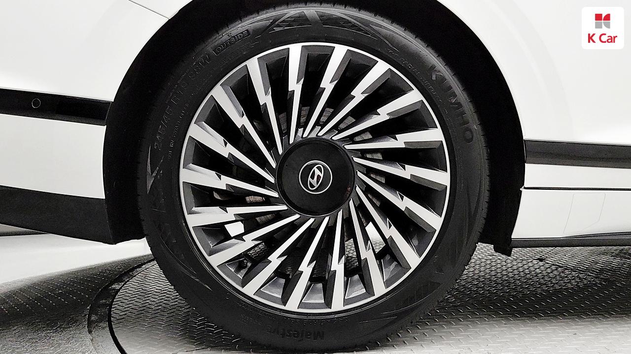 HYUNDAI The All New Grandeur Gasoline 2.5