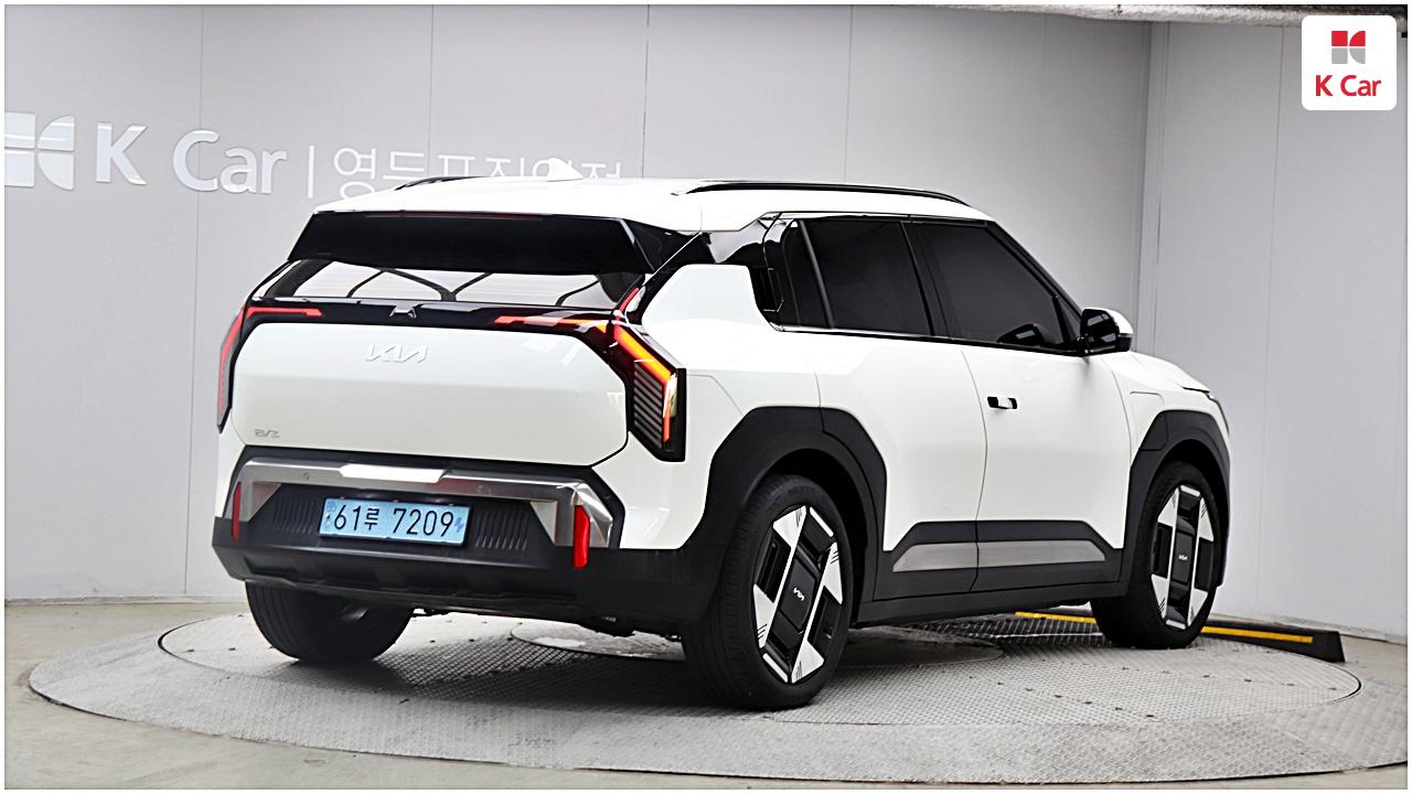 기아 EV3 롱 레인지 2WD 어스